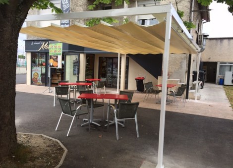 STORE DE TERRASSE – ABRI PLAT