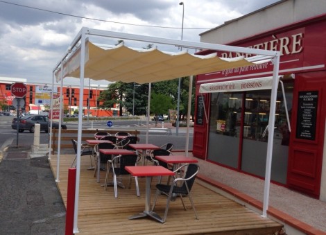 STORE DE TERRASSE – ABRI PLAT